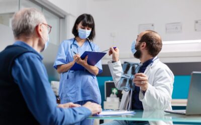 ¿Qué evalúan los exámenes médicos ocupacionales y por qué son cruciales?