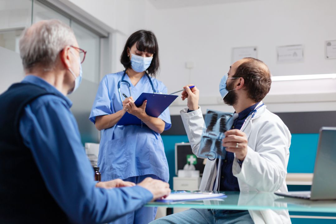 Qué evalúan los exámenes médicos ocupacionales y por qué son cruciales